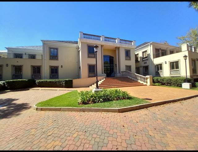 702M² OFFICE TO LET IN BRYANSTON